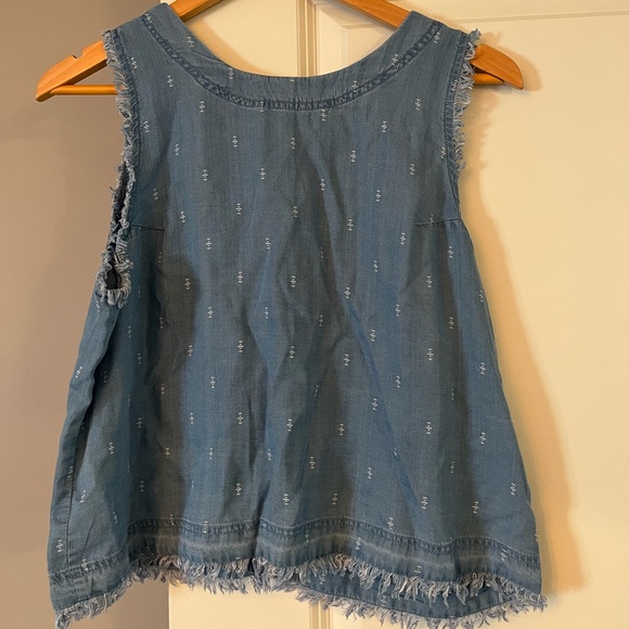 Sleeveless Chambray Top - Picture 1 of 2